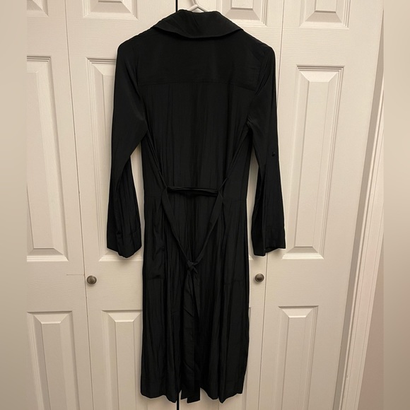Aritzia Babaton Kahlo Robe - Picture 4 of 7